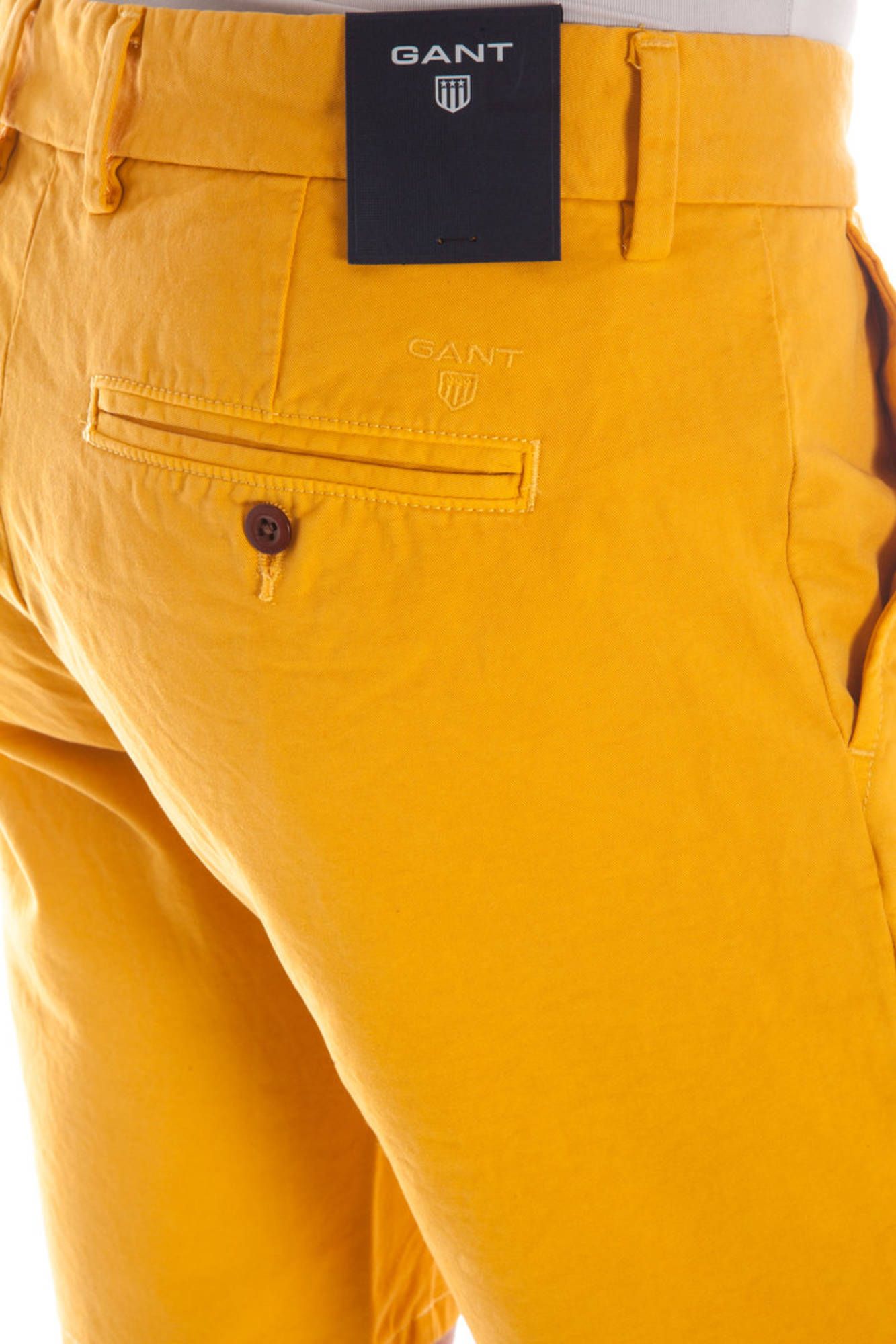 GANT Men Trousers - Yellow